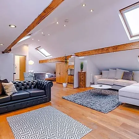 Hotel The Loft | Cheadle