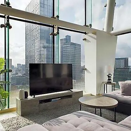 Отель Amazing Skyline Views 3br Duplex