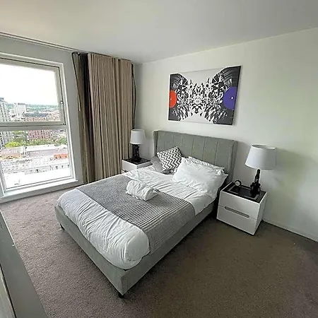 Amazing Skyline Views 3br Duplex