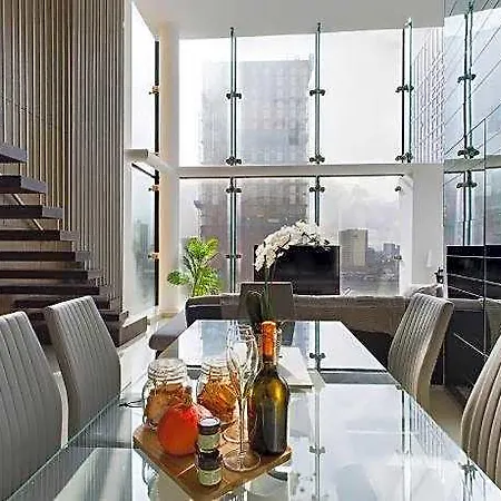 Amazing Skyline Views 3br Duplex Манчестер