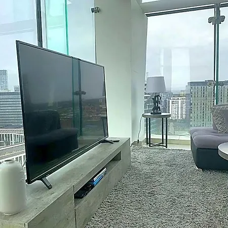 Amazing Skyline Views 3br Duplex 3* Манчестер