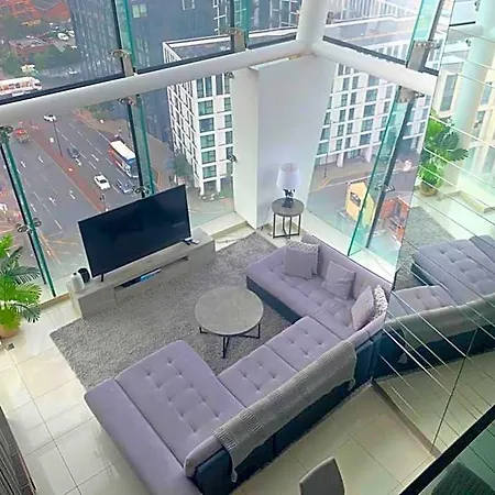 Amazing Skyline Views 3br Duplex Манчестер