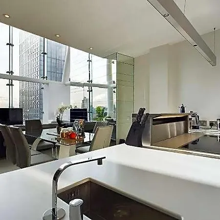 Amazing Skyline Views 3br Duplex 3* Манчестер
