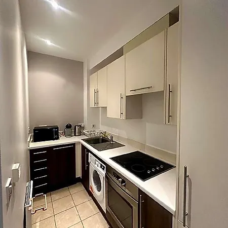 Modern 1br In Centre Hotel 3*