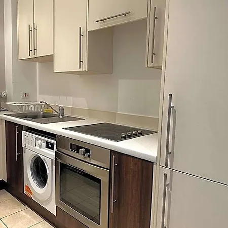 Modern 1br In Centre 3*