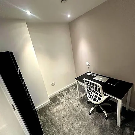 Hotel Modern 1br In Centre 3*