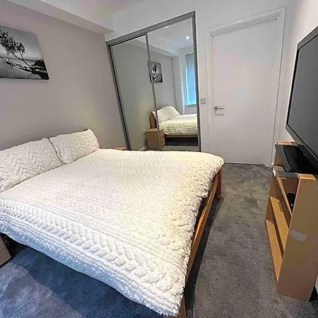 Modern 1br In Centre Hotel 3*