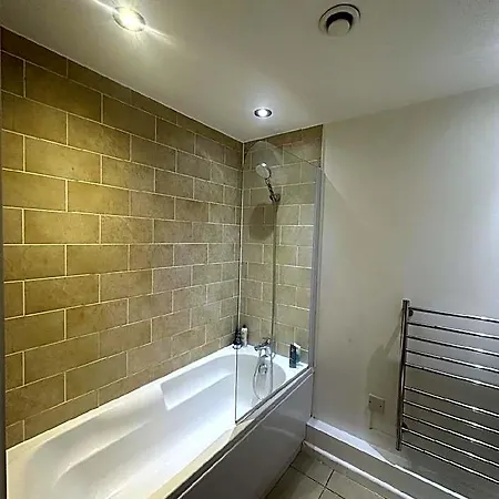 Hotel Modern 1br In Centre 3*