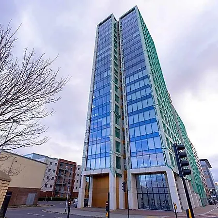 Quayside Penthouse 2 Bedroom Ensuite Man. United 4*