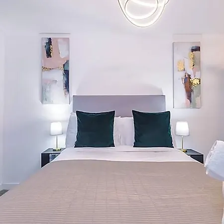 The Waterhouse Suite: Modern 2 Bd W/ Roof Terrace Отель Манчестер