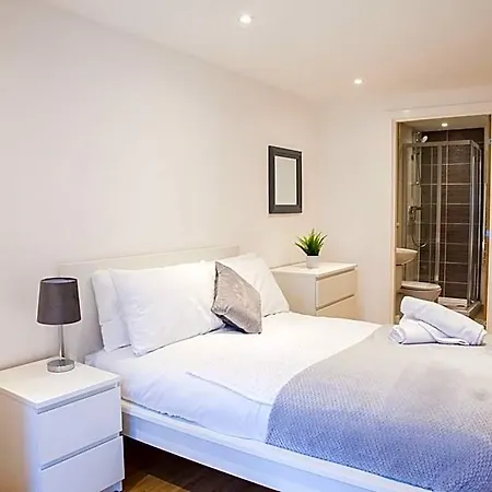 Luxury 2 Bed Hotel