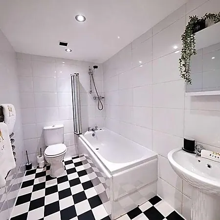 Pluxa Glade Hotel 3*