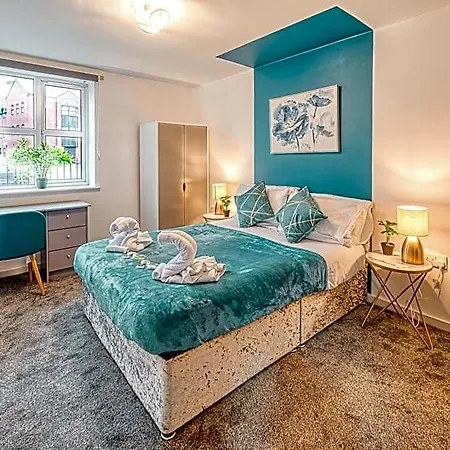 Sale Serendipity - Spacious And Modern. Manchester