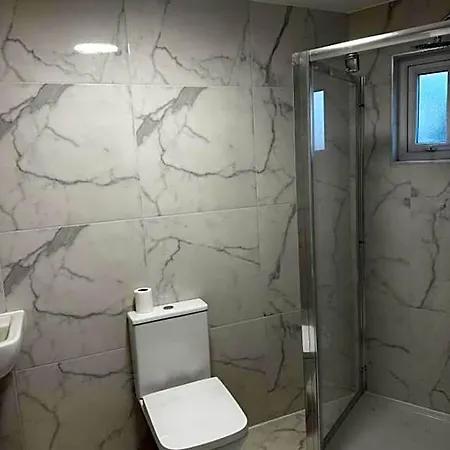 Oyo Cheetham Hill ゲストハウス 3*