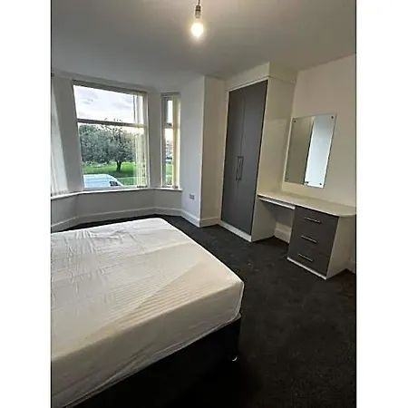 Oyo Cheetham Hill 3*
