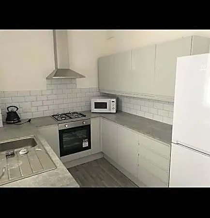 Denton House Манчестер
