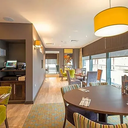 Otel Premier Centre West