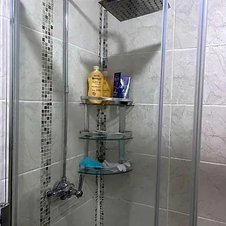 Private Single With Ensuite In Chorlton