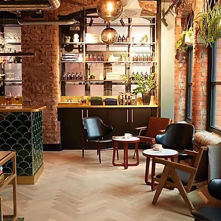 Leven Hotel 4*