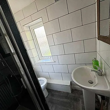 Deluxe Double Bedroom Манчестер