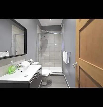 Lejlighedshotel Swan Street Townhouse Hot Tub & Roof Terrace 3*