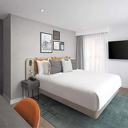 Отель By Marriott Piccadilly