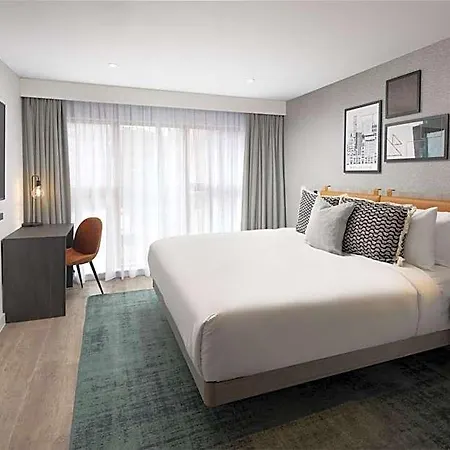 By Marriott Piccadilly