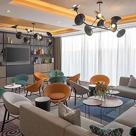 Отель By Marriott Piccadilly Манчестер