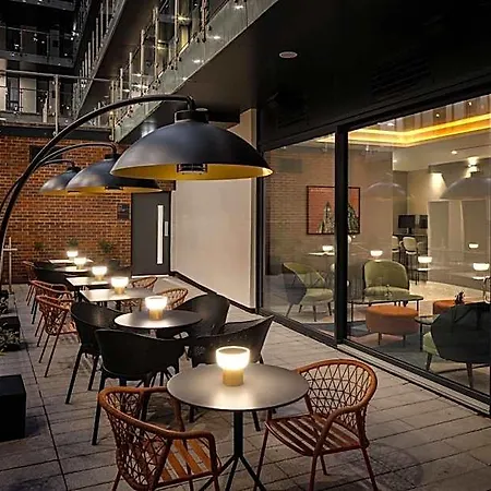 By Marriott Piccadilly Отель