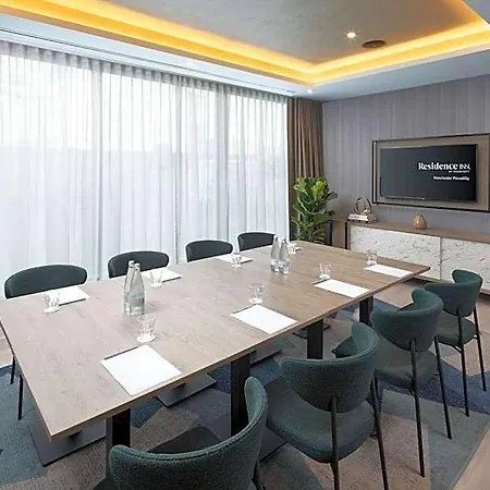By Marriott Piccadilly