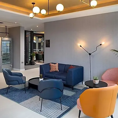 By Marriott Piccadilly Отель 4*