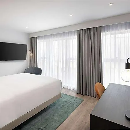By Marriott Piccadilly Отель Манчестер