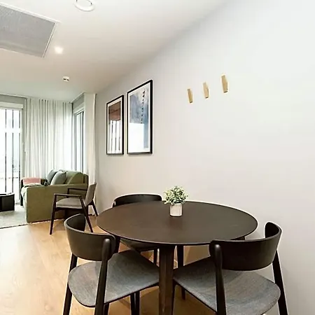 Wilde Centre 4*