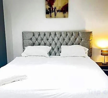 Otel Oyo The Pleasant House Manchester