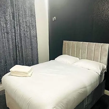 Otel Oyo The Pleasant House