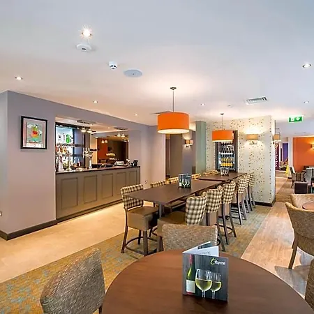 Premier Centre West Hotel