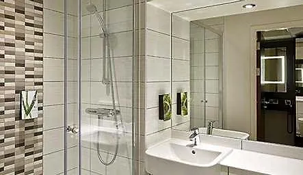 Premier Centre West 3*