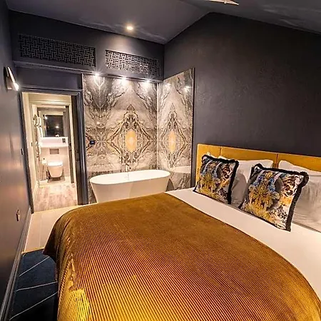 Forty Seven Manchester, Worldhotels Crafted Hotel 4*
