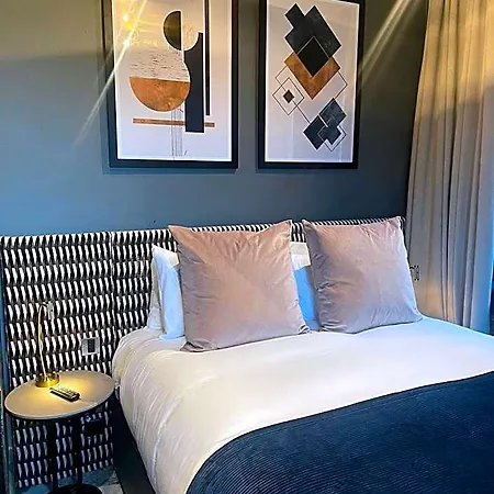 Forty Seven Manchester, Worldhotels Crafted 4*