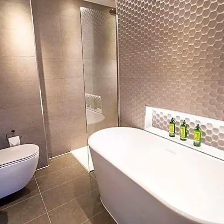 Forty Seven Manchester, Worldhotels Crafted Hotel 4*