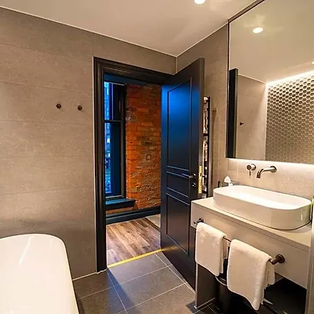 Hotel Forty Seven Manchester, Worldhotels Crafted