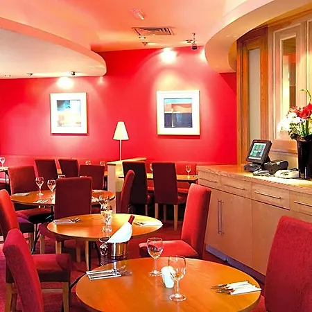 Premier Hotel