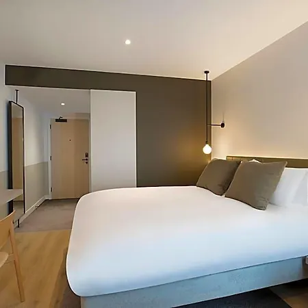 Leonardo Piccadilly 4*