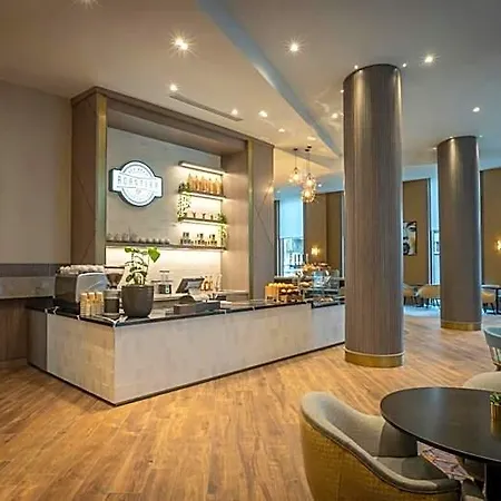Maldron Centre Hotel