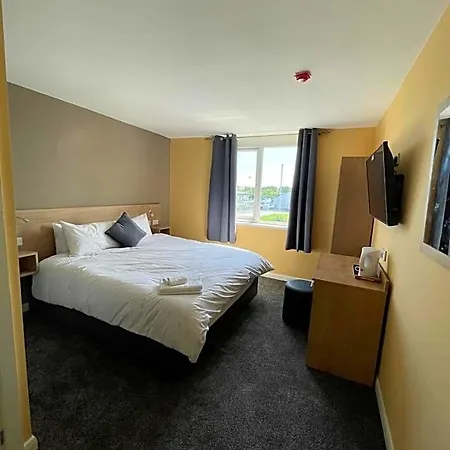 Tinapa Otel Manchester