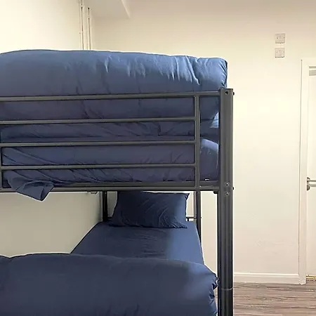 Rahman Hostel *