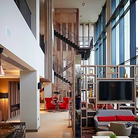 Hotel Clayton Centre 4*