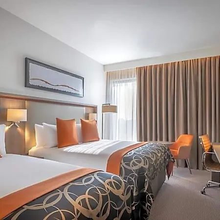 Clayton Centre Hotel