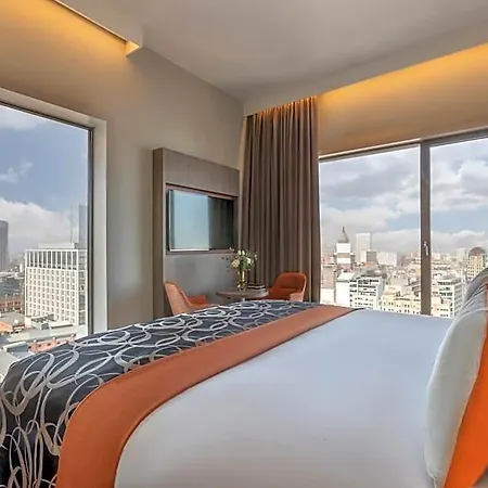 Clayton Centre Hotel 4*