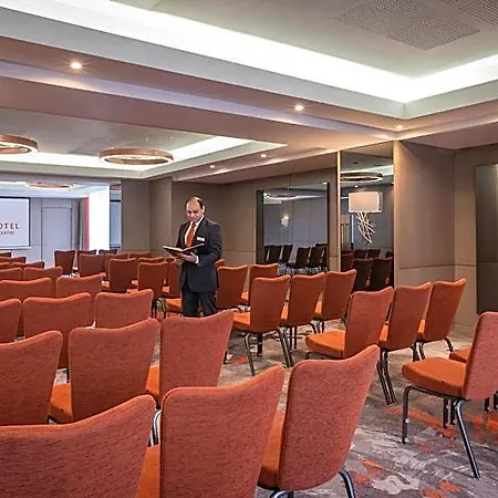Hotel Clayton Centre 4*